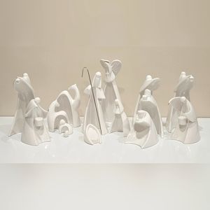 VTG Enesco KIM LAWRENCE Trilight Adoration DIVINE 16 Piece Nativity 1999/2000